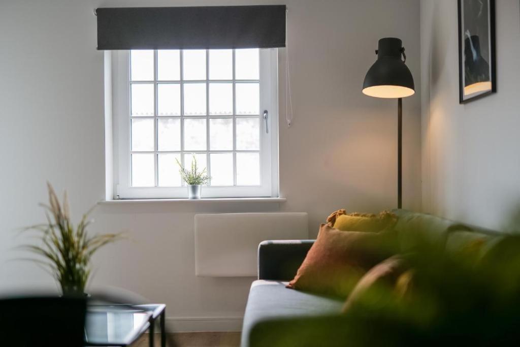City Centre Luxury Apartment - Free Parking & Balcony Cardiff Exterior foto